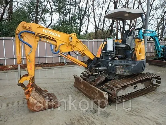 Экскаватор Hitachi ZX35U 2003 года б/у