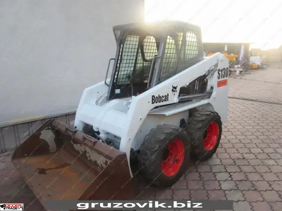 Фронтальный погрузчик Bobcat S130 2008 года б/у