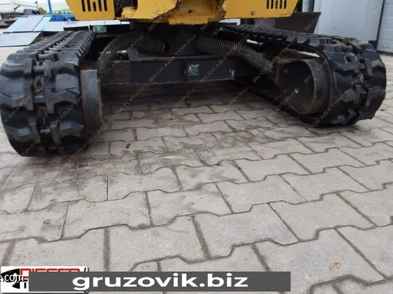Экскаватор Caterpillar 301.8С 2010 года б/у фото 9