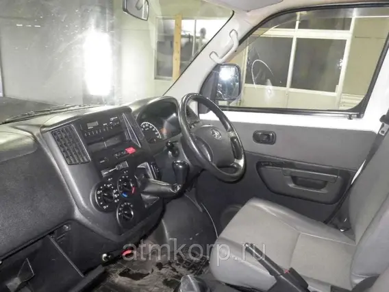 Микроавтобус Toyota LITEACE VAN S412M 2011 года б/у фото 4