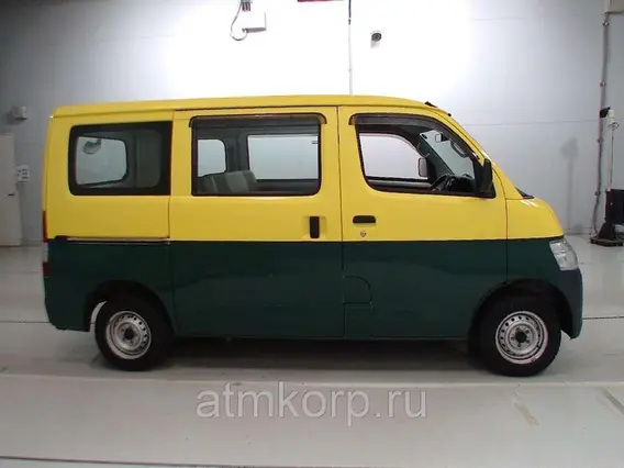 Микроавтобус Toyota LITEACE VAN 2013 года б/у фото 3
