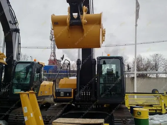 Экскаватор John Deere E230LC 2018 года б/у фото 2