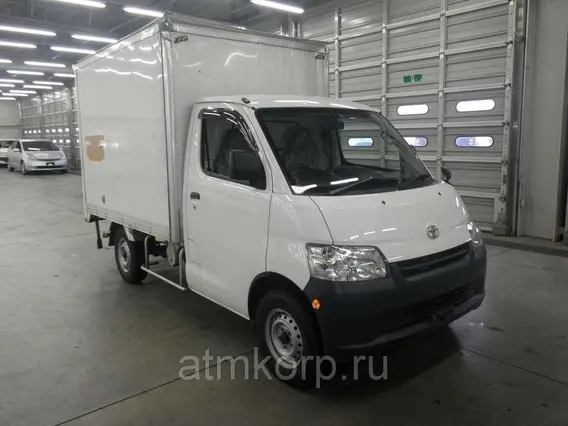 Изотермический фургон Toyota TOWN ACE TRUCK S412U 2013 года б/у