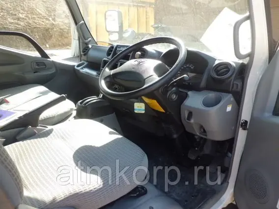 Бортовой Toyota TOYOACE XZU645 2012 года б/у фото 3