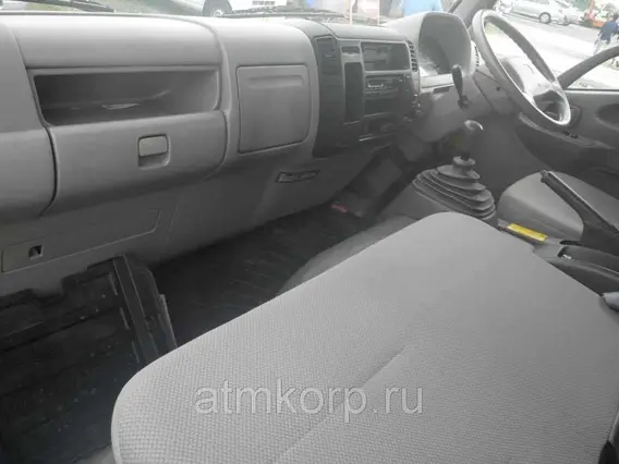 Автофургон Toyota TOYOACE XZU424 2011 года б/у фото 3