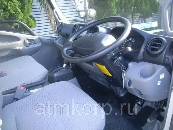 Автофургон Toyota TOYOACE XZC605 2014 года б/у фото 4