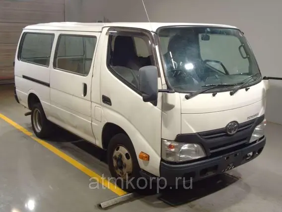 Микроавтобус TOYOTA TOYOACE XZC605V 2011 года б/у