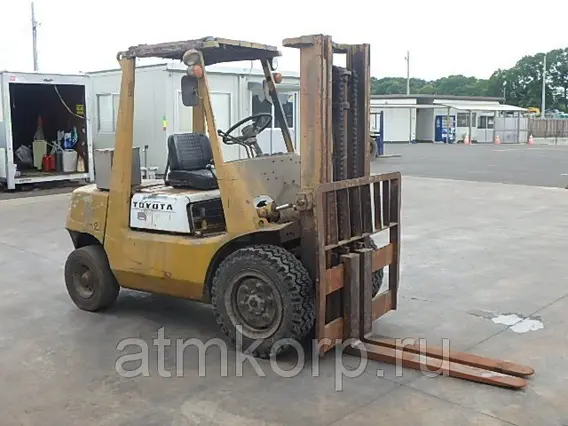 Вилочный погрузчик Toyota FORKLIFT 2FD30 б/у фото 3