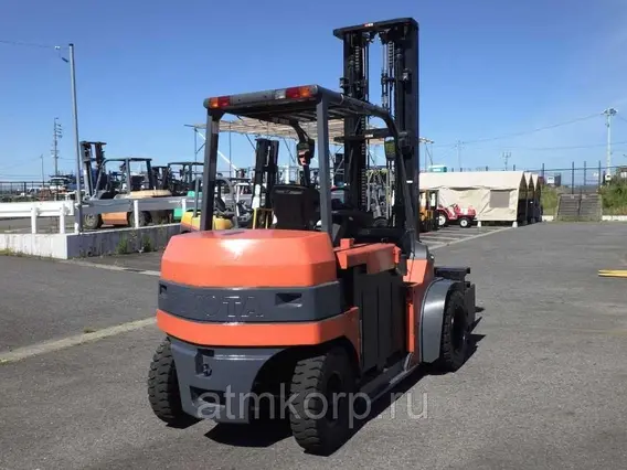 Вилочный погрузчик Toyota FORKLIFT 7FB45 2007 года б/у фото 6