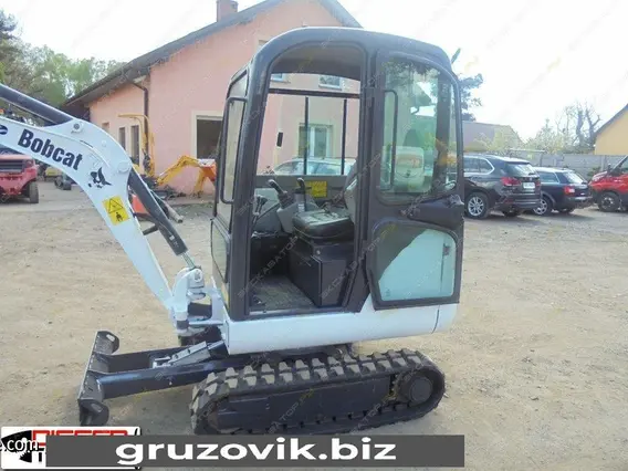 Экскаватор Bobcat E14 2011 года б/у фото 4