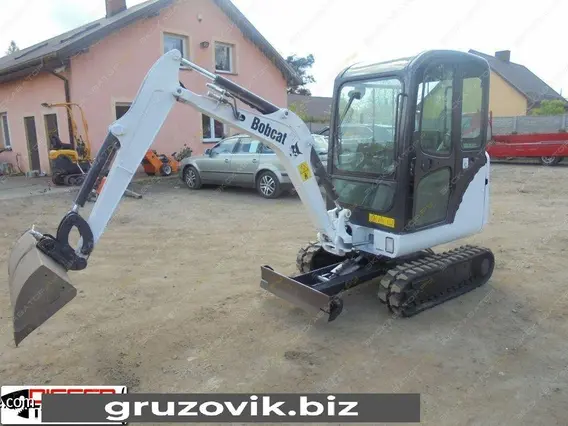 Экскаватор Bobcat E14 2011 года б/у фото 7