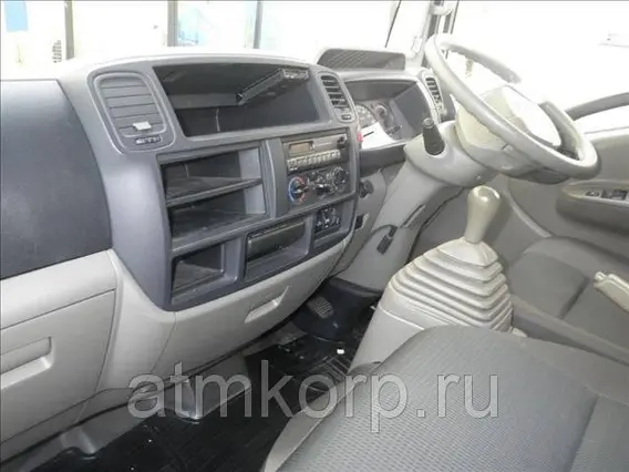 Тентованный грузовик Nissan ATLAS SZ2F24 2011 года б/у фото 5