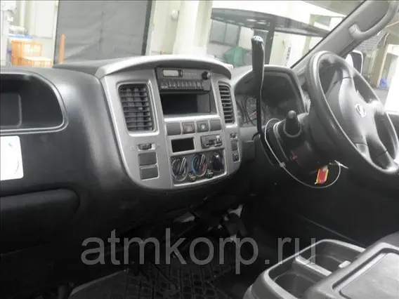 Микроавтобус Nissan CARAVAN CSGE25 2010 года б/у фото 5