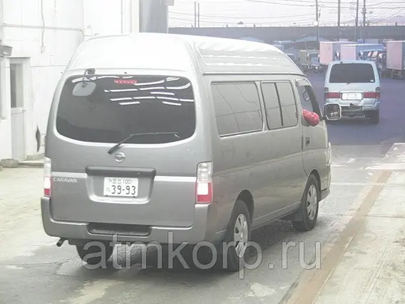 Микроавтобус Nissan Caravan 2011 года б/у фото 2