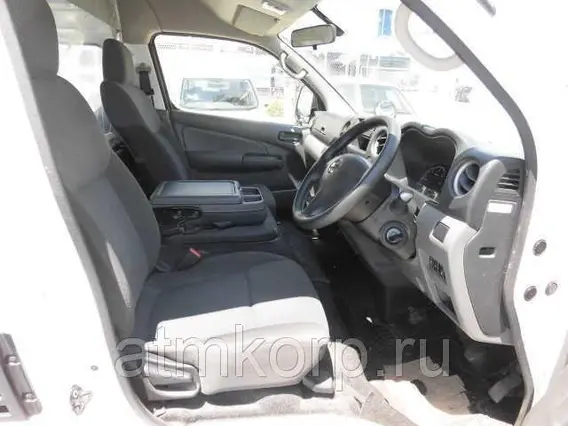 Микроавтобус Nissan CARAVAN NV350 CW8E26 2013 года б/у фото 5