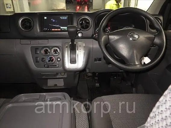 Микроавтобус Nissan CARAVAN NV350 VR2E26 2013 года б/у фото 5