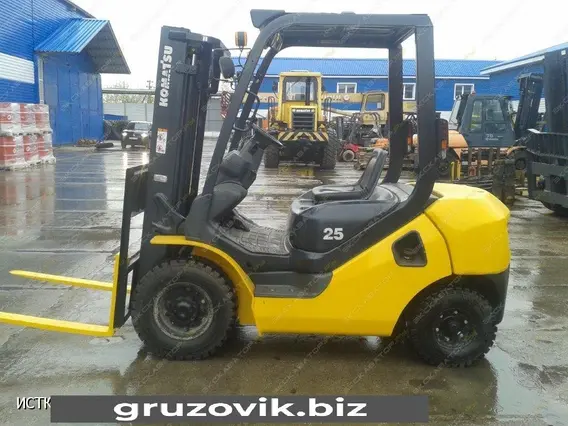 Штабелер Komatsu FG25T-17 2013 года б/у
