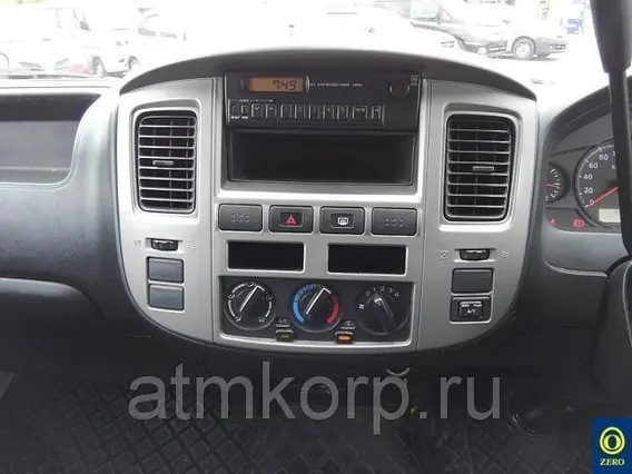Микроавтобус Nissan CARAVAN VRE25 2011 года б/у фото 6