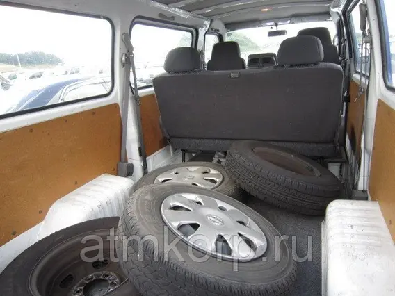 Микроавтобус Nissan CARAVAN VRE25 2012 года б/у