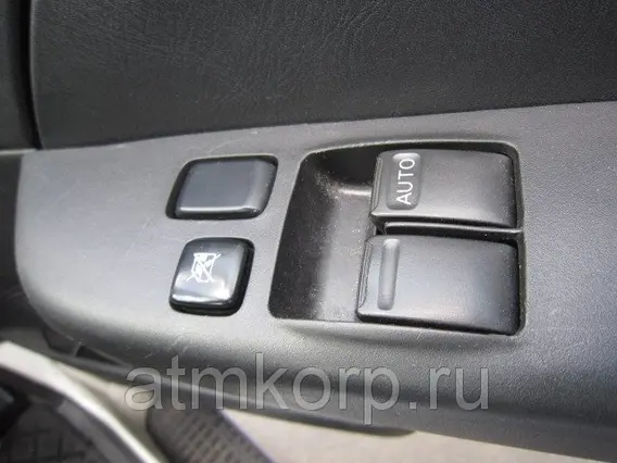 Микроавтобус Nissan CARAVAN VRE25 2012 года б/у фото 6