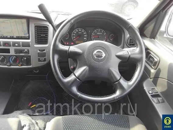 Микроавтобус Nissan CARAVAN VRE25 2012 года б/у фото 5