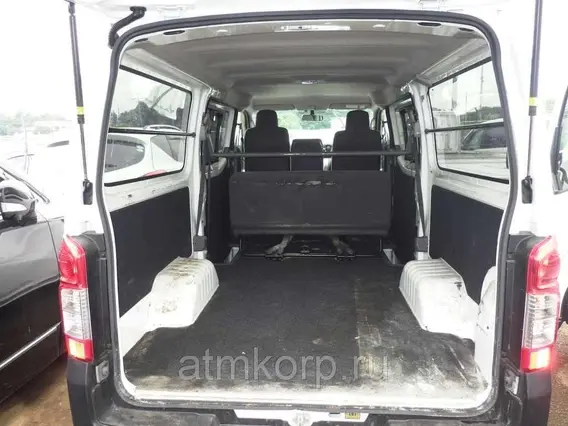 Микроавтобус Nissan CARAVAN NV350 VW2E26 2013 года б/у фото 7