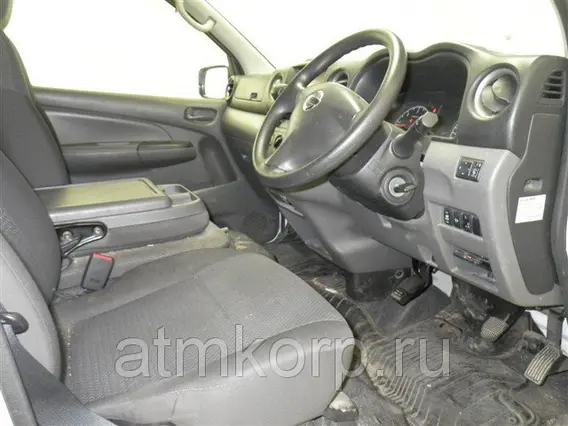 Микроавтобус Nissan CARAVAN NV350 VW6E26 2013 года б/у фото 4