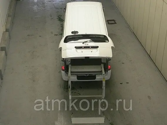 Микроавтобус NISSAN ATLAS CARAVAN VWME25 2011 года б/у фото 3