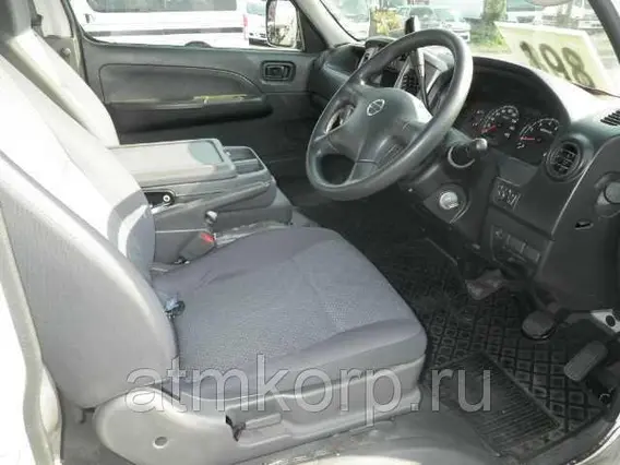 Микроавтобус Nissan CARAVAN CSGE25 2010 года б/у фото 5
