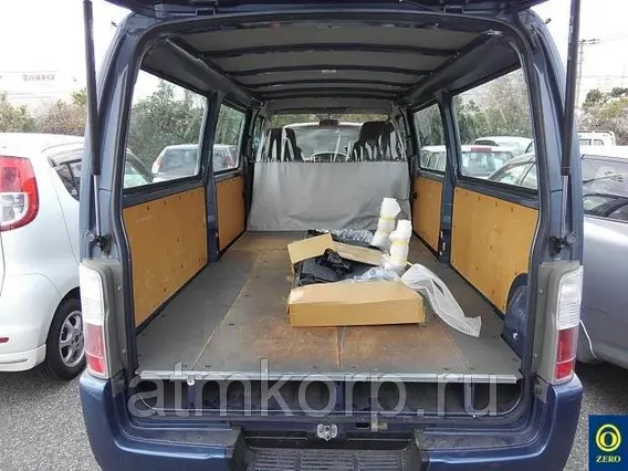 Микроавтобус Nissan CARAVAN VRE25 2010 года б/у фото 9