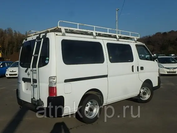 Микроавтобус Nissan CARAVAN VRE25 2011 года б/у