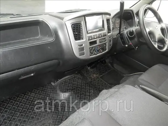 Микроавтобус Nissan CARAVAN VWE25 2011 года б/у фото 4