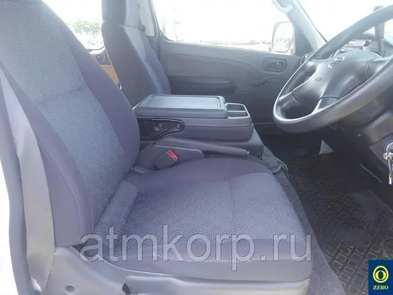 Микроавтобус Nissan CARAVAN VWME25 2011 года б/у фото 8