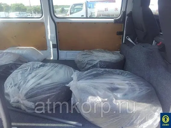 Микроавтобус Nissan CARAVAN VWME25 2011 года б/у фото 9