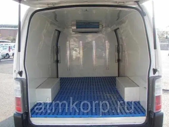 Рефрижератор Nissan CARAVAN VRE25 2012 года б/у