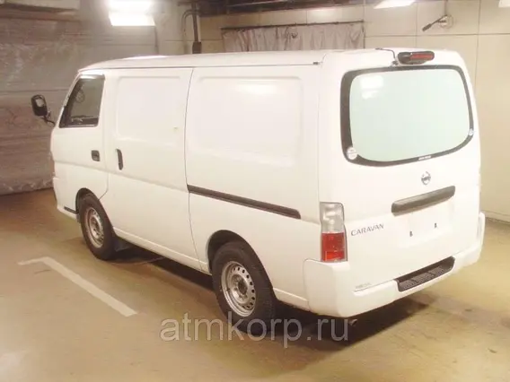 Микроавтобус Nissan CARAVAN VRE25 2011 года б/у фото 2