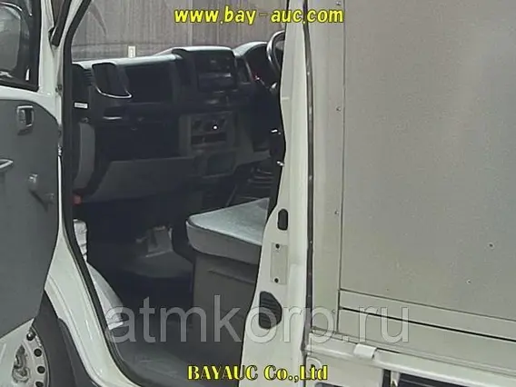 Автофургон Nissan CLIPPER U71T 2011 года б/у фото 6
