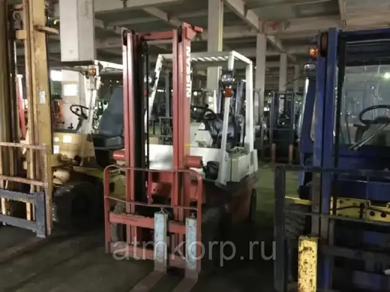 Вилочный погрузчик Nissan H01 2018 года б/у