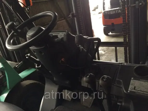 Вилочный погрузчик Nissan EBT-NP1F2 2009 года б/у фото 4