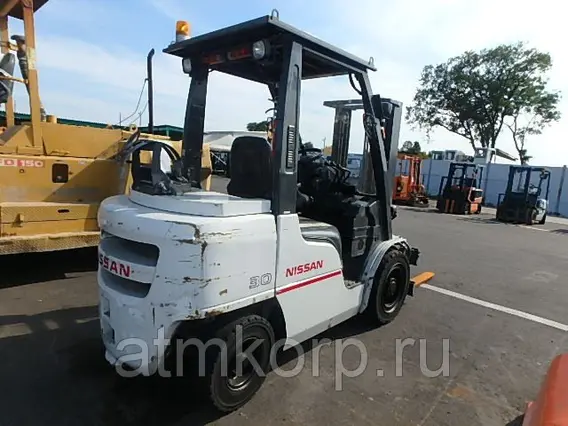 Вилочный погрузчик Nissan EBT-UG1F2 2011 года б/у фото 2