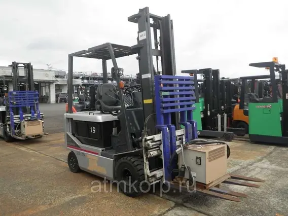 Вилочный погрузчик Nissan 22ZPG1B2L25 2009 года б/у