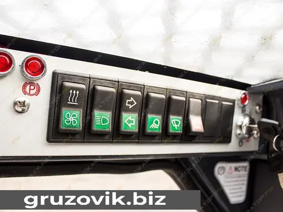 Фронтальный погрузчик WECAN WT800F 2019 года б/у фото 5