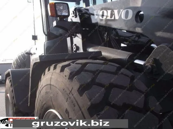 Фронтальный погрузчик Volvo L45B 2008 года б/у фото 5