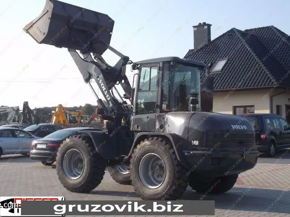 Фронтальный погрузчик Volvo L45B 2008 года б/у фото 9