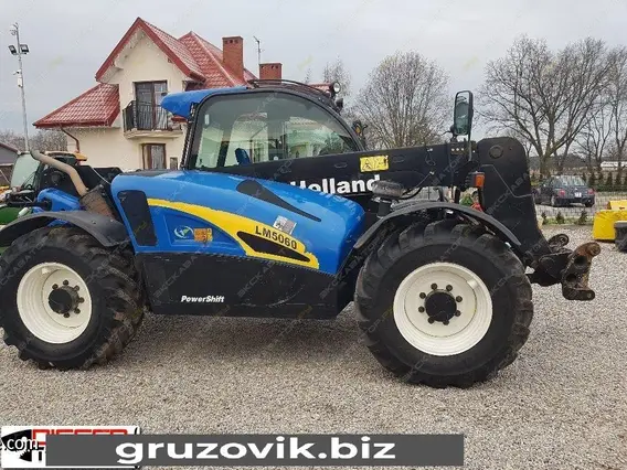 Телескопический погрузчик New Holland LM 5060 PLUS 2011 года б/у фото 4