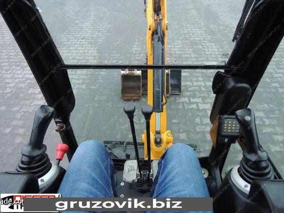 Экскаватор JCB 8018 CTS 2015 года б/у фото 6