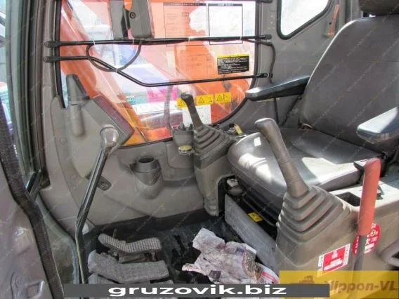 Экскаватор Hitachi ZX200E 2007 года б/у фото 11