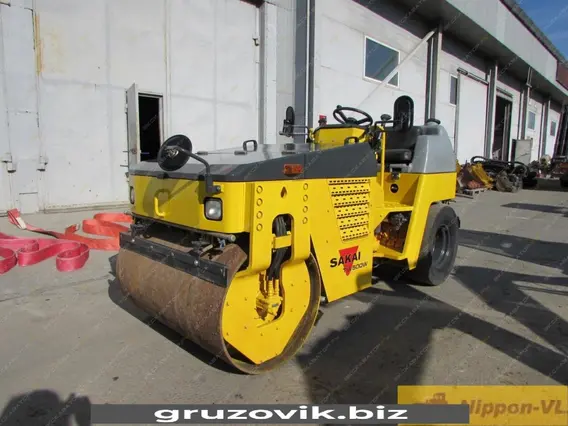 Дорожный каток Sakai TW500W 2007 года б/у
