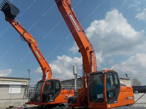 Экскаватор Doosan DX225LCA 2018 года б/у фото 2