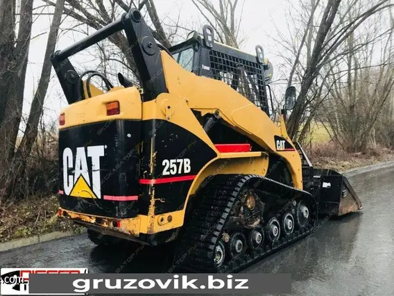 Фронтальный погрузчик Caterpillar 257B 2005 года б/у фото 5